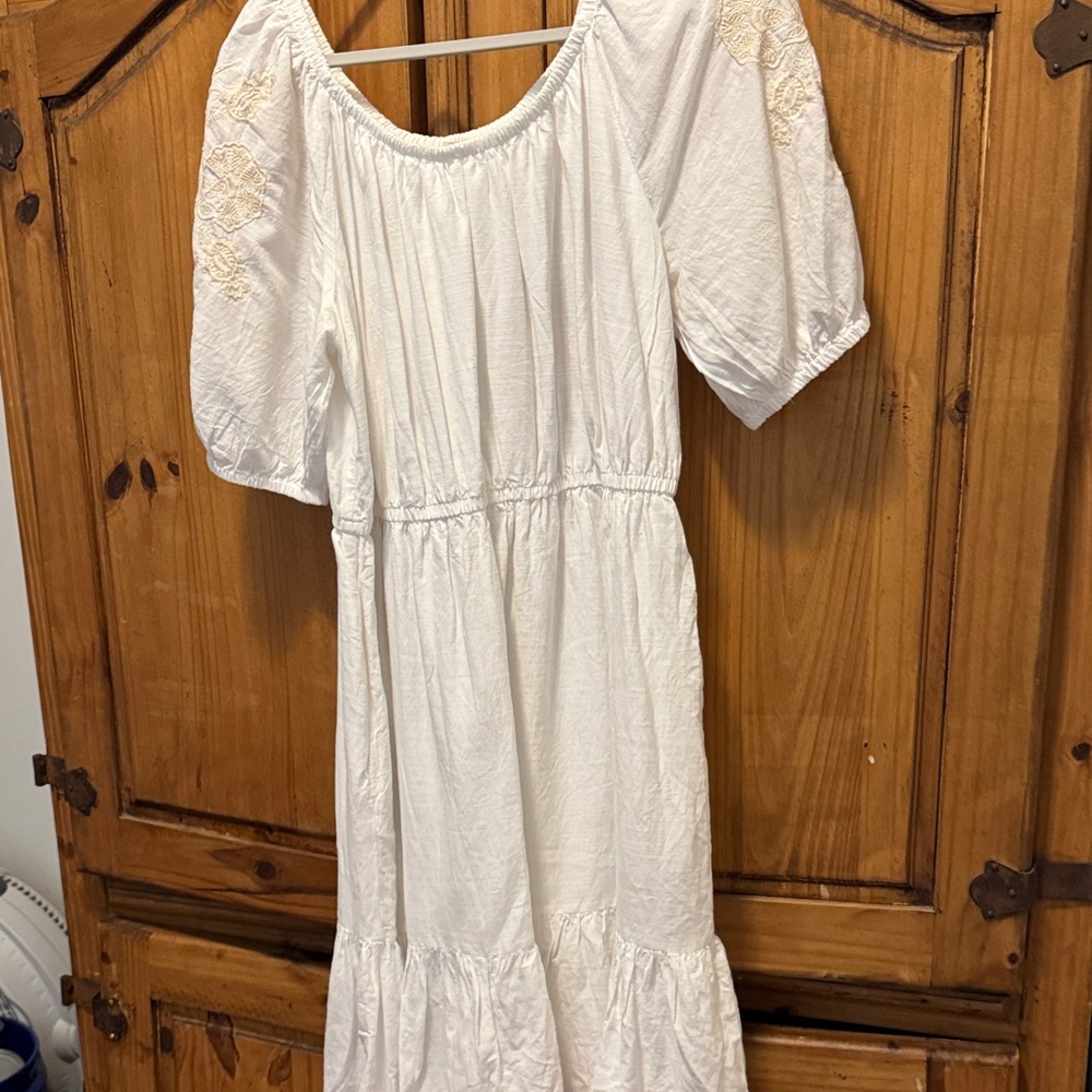 Knox Rose White Peasant Dress